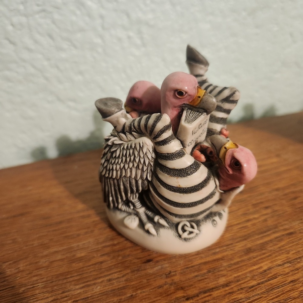 Harmony Kingdom Bum Wrap TJBBO2 Vultures Zebra Feast Hand Signed Numbered  2002